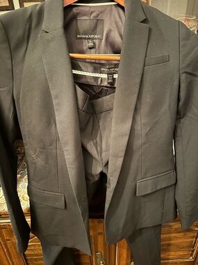Banana Republic Women Suit